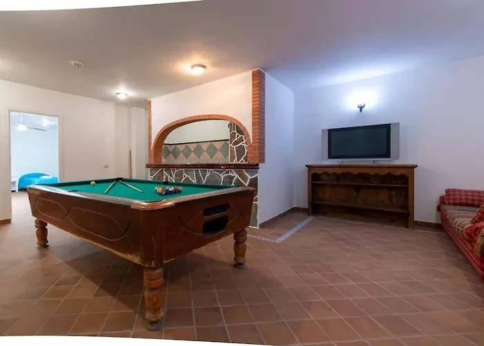 Skylight Wonderful 7 Bedroom