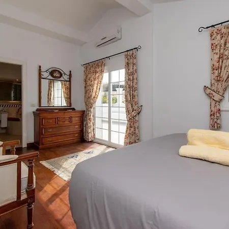 别墅 Skylight Wonderful 7 Bedroom