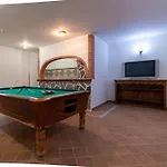 Skylight Wonderful 7 Bedroom
