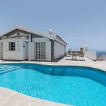 Skylight Wonderful 7 Bedroom